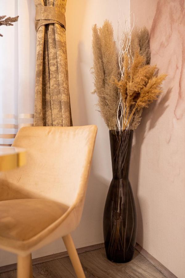 Apartament Cosy&Private,30Sec Walk To Mainsquare, Heart Of Zagrzeb Zewnętrze zdjęcie